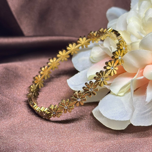 Dazzling Daisy Chain Bangle (Small Size)