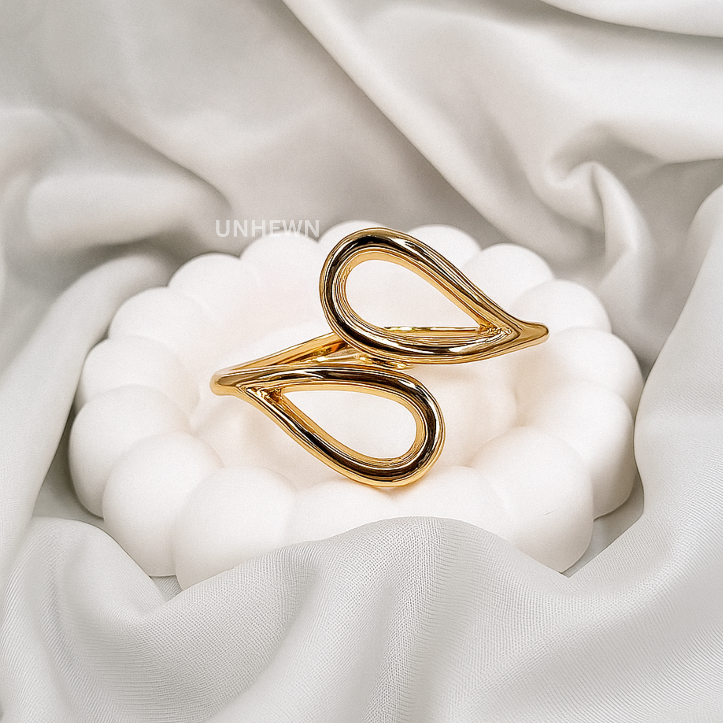 Golden Fluid Drop Bracelet