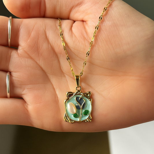 Pearl Bloom Pendant Necklace