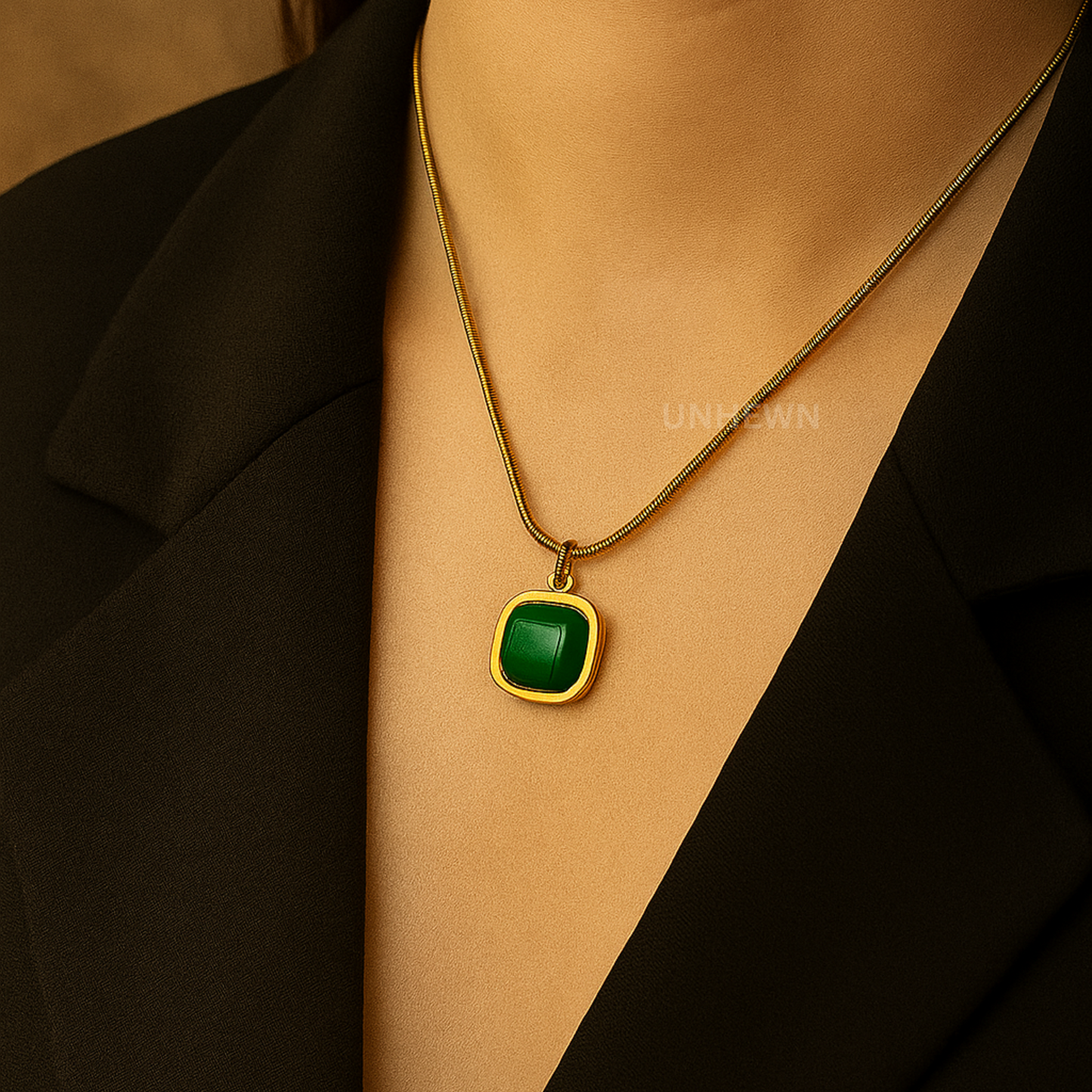 Luna Verde Pendant Necklace
