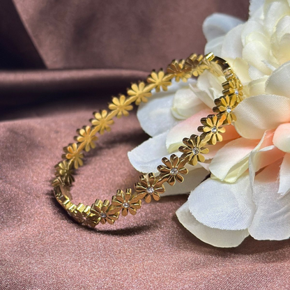 Dazzling Daisy Chain Bangle (Small Size)