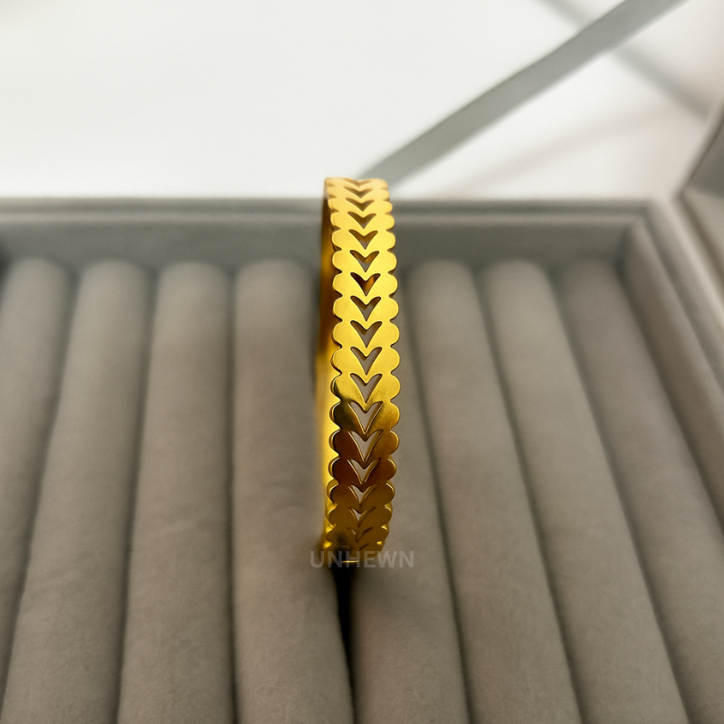 Golden Laurel Leaf Bracelet