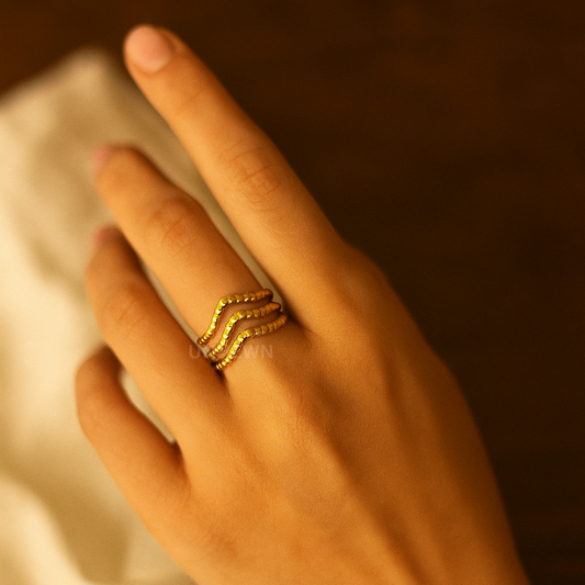 Luma Wave Stacking Ring Set