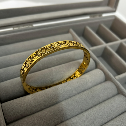 Floral Harmony Gold Bangle