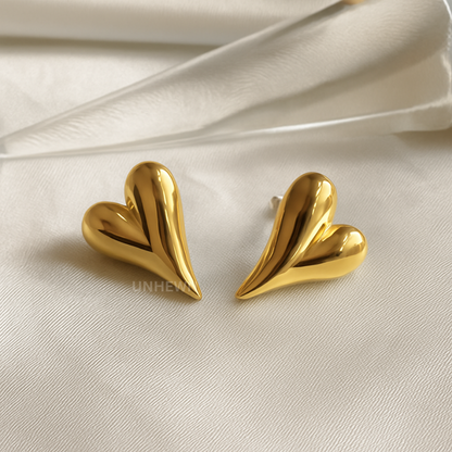 Soft Heart Studs
