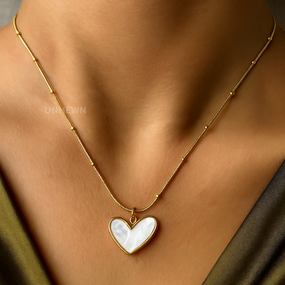 Everheart Pendant Necklace – Mother of Pearl