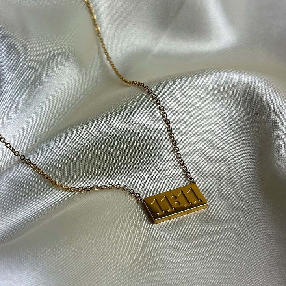 11:11 Gold Pendant – Manifestation Moment Necklace